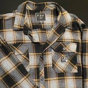 Fox button up flannel great condition size xl